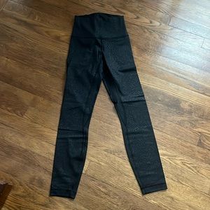 Lululemon Black Embossed Align Leggings 7/8 (25”)